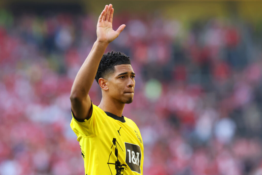 DORTMUND, GERMANY - MAY 27: Jude Bellingham of Borussia Dortmund looks dejected following the team's draw, as they finish second in the Bundesliga behind FC Bayern Munich during the Bundesliga match between Borussia Dortmund and 1. FSV Mainz 05 at Signal Iduna Park on May 27, 2023 in Dortmund, Germany.