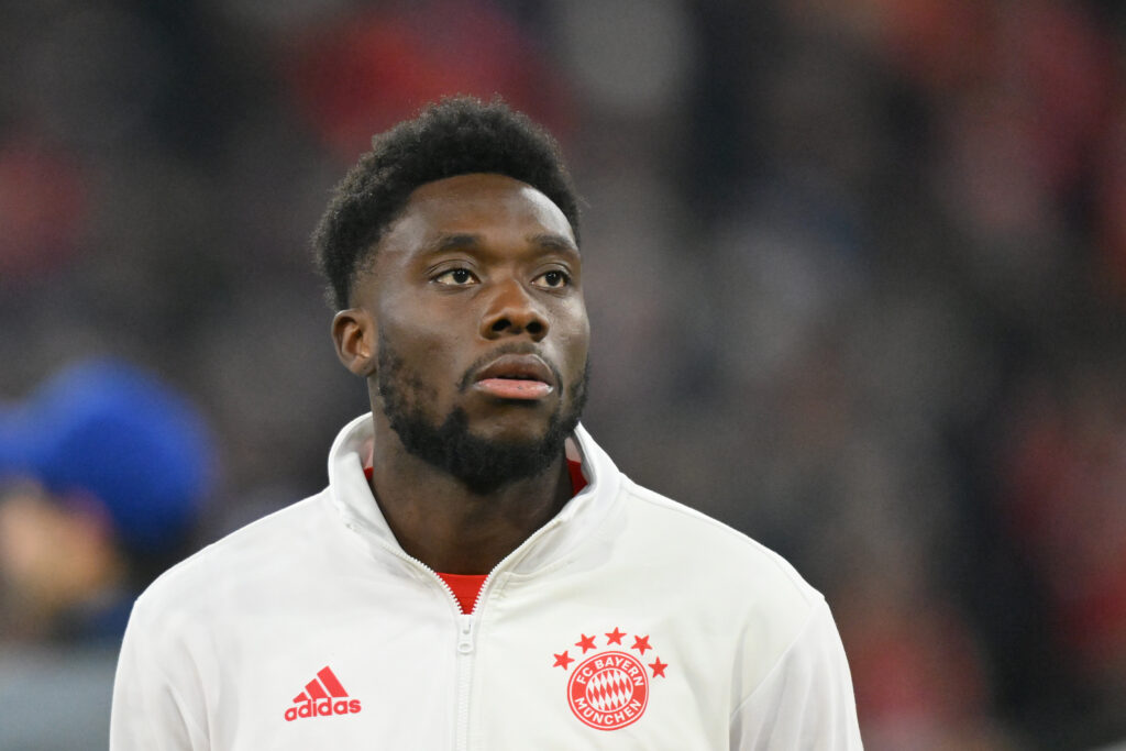 MUNICH, GERMANY - NOVEMBER 29: Alphonso Davies of FC Bayern München looks on during the UEFA Champions League match between FC Bayern München and F.C. Copenhagen at Allianz Arena onNovember 29, 2023 in Munich, Germany.